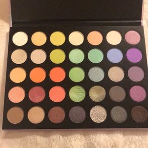 Morphe X Pony 35I Palette icy fantasy